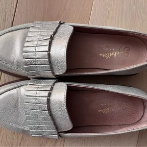 Seychelles Powerful Metallic Leather Loafer platinum metallic 7M